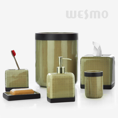 Masculine Design With Checks And Khaki Color lPolyresin Bathroom Set ( WBP0805A)